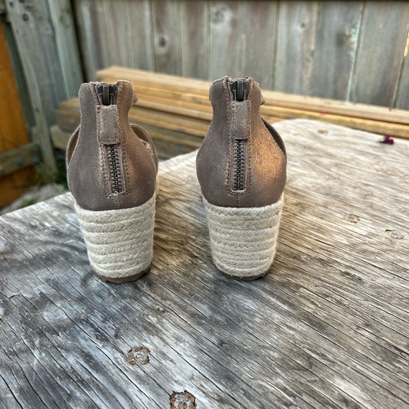 Eileen Fisher Wanda Espadrille‎ Wedge Sandal Metallic Leather Size 6.5 - Picture 5 of 6